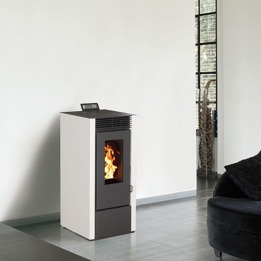 Pack poêle à granulés étanche INTERSTOVES Marina 14 kW + kit ventouse – réservoir 25 kg – Image 4