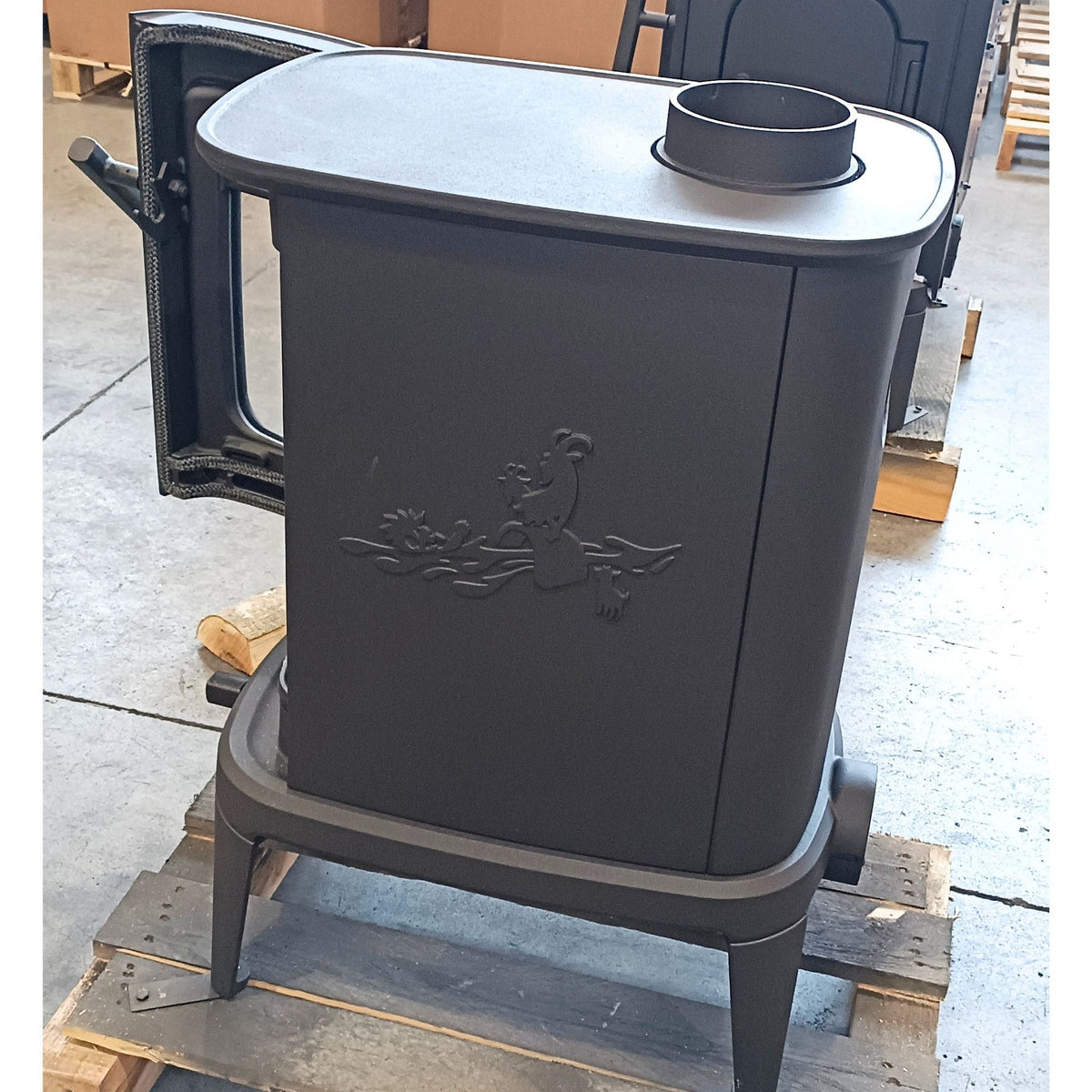 Poêle à bois en fonte DOVRE Saga 101 7,5 kW – design intemporel, EcoDesign 2022 – Image 12